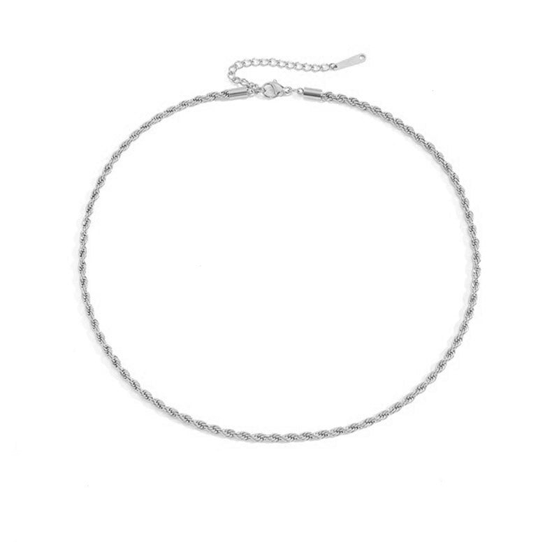 The Noura Necklace — Sleek. Minimal. Unbothered.