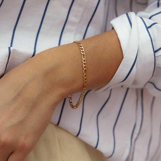 The Nawal Bracelet — Bold Chain, Quiet Power